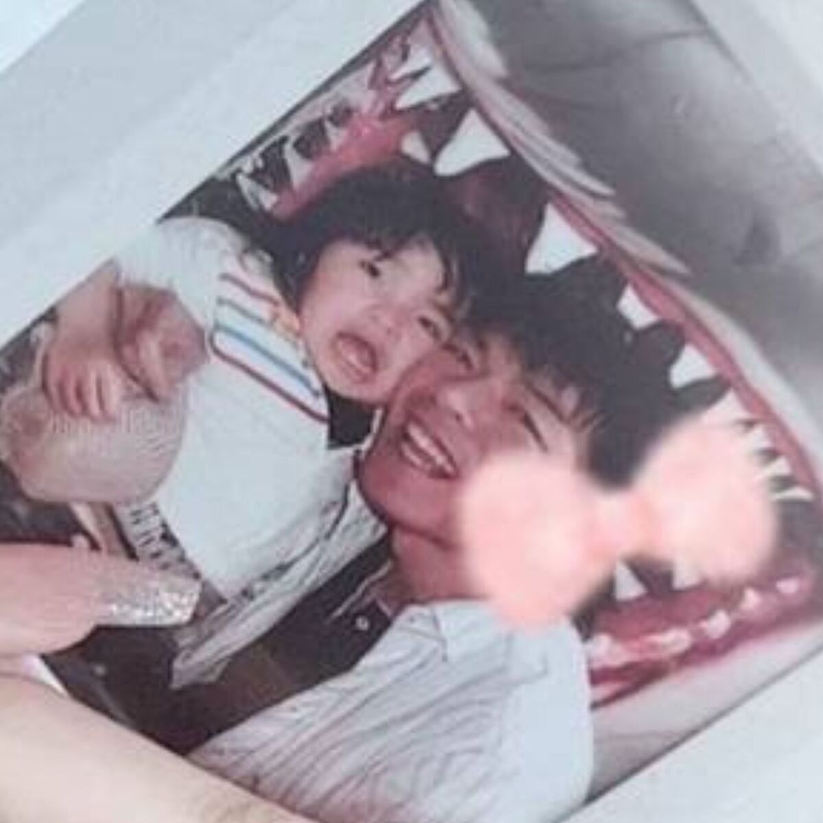 パパに抱っこされる幼い娘→成人式で……　感動の姿が110万再生「素敵すぎて言葉出ない」「パパも嬉しいだろうな」 | ライフスタイル ねとらぼ