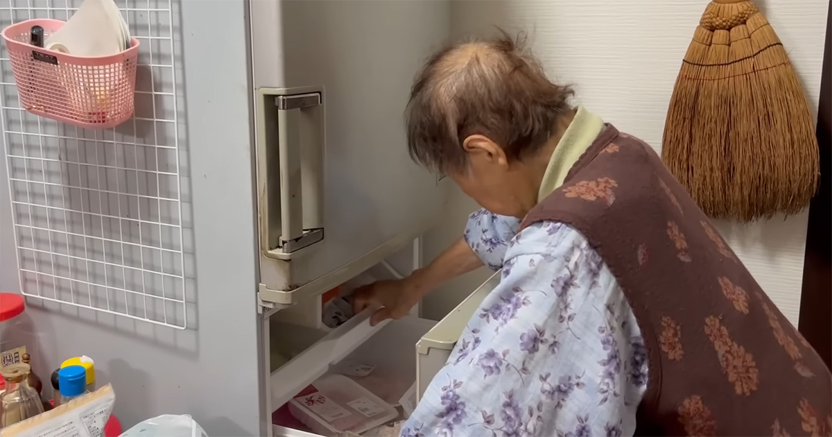 「見習わないと」94歳おばあちゃんの夕食づくりがすごい！　「レパートリーが多くて尊敬します」「本当に元気ですね」（1/3） | グルメ ねとらぼ