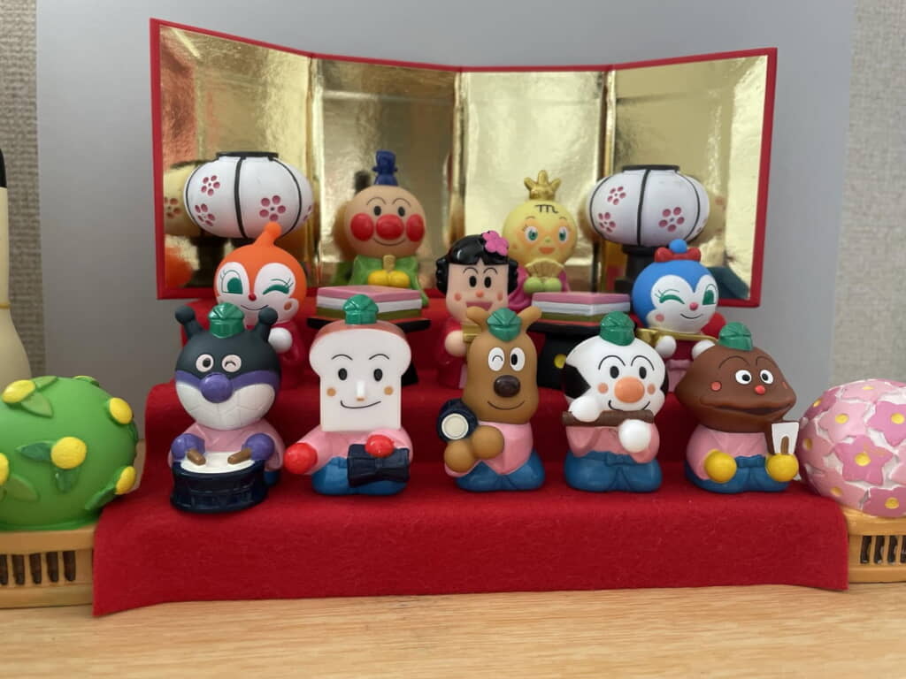 ぼんぼり設置でさらに立派に！