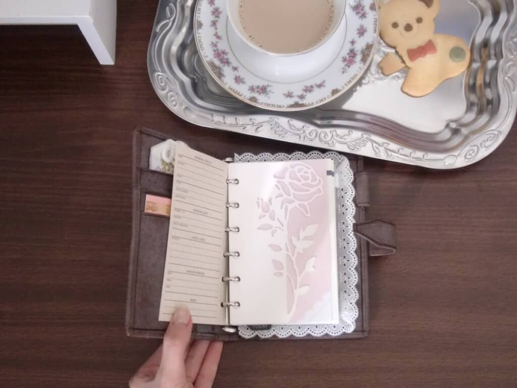 システム手帳にレースを追加！