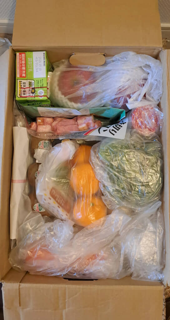 カブと菜っ葉だけのはずがこの物量。むしろカブどこ？