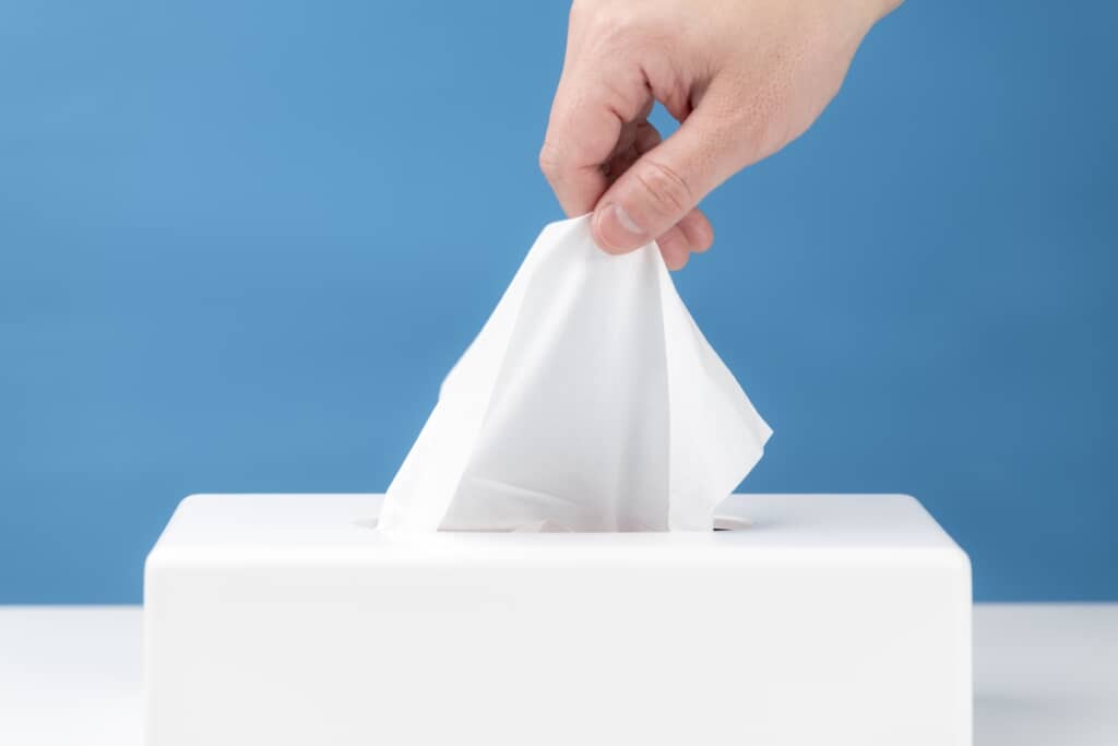 家にただ1つあった箱ティッシュは……（出典：PIXTA）