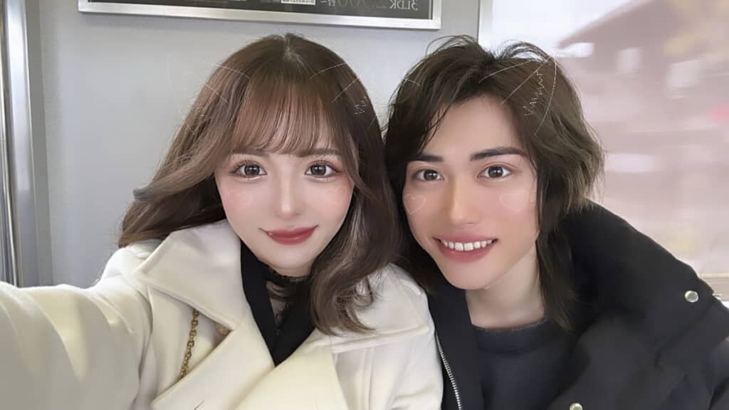 夫婦2ショットも投稿