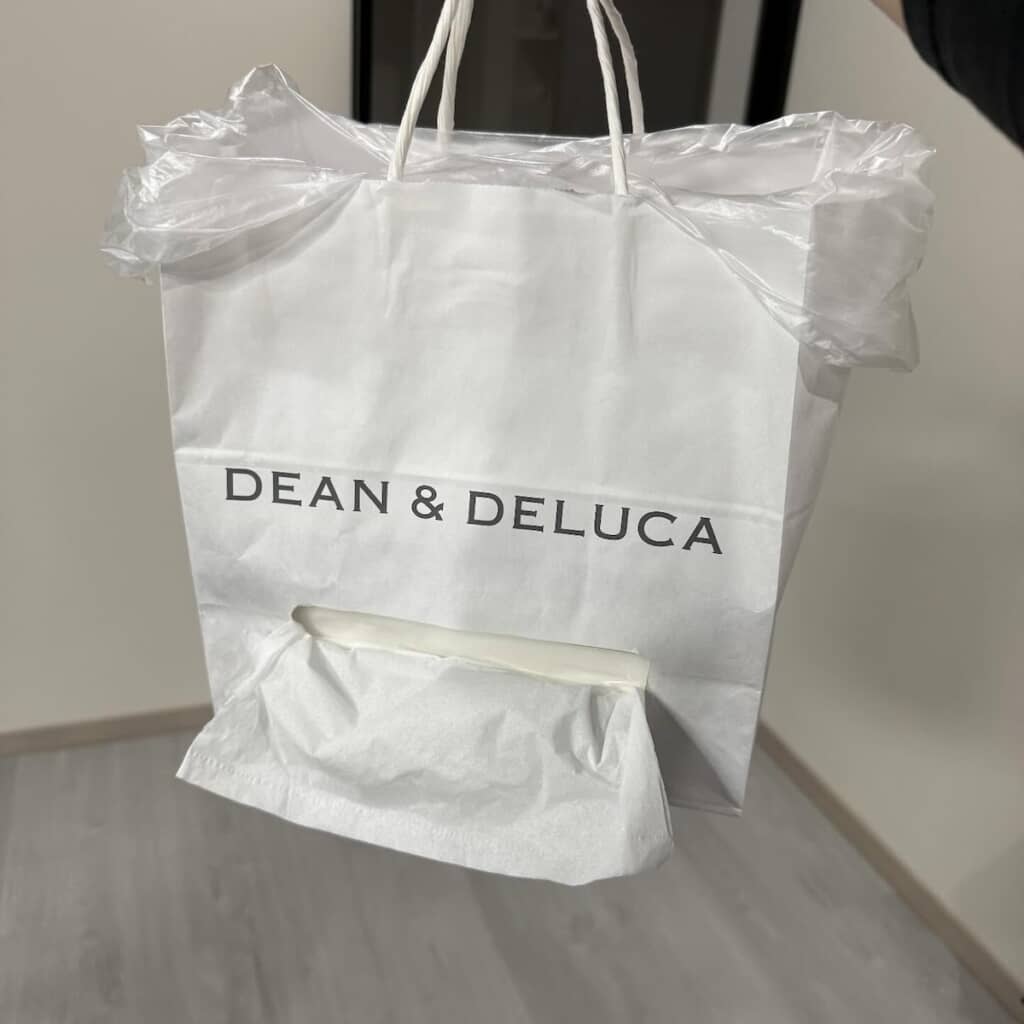 省スペースのうえごみ箱にもなる一挙両得のアイデア！