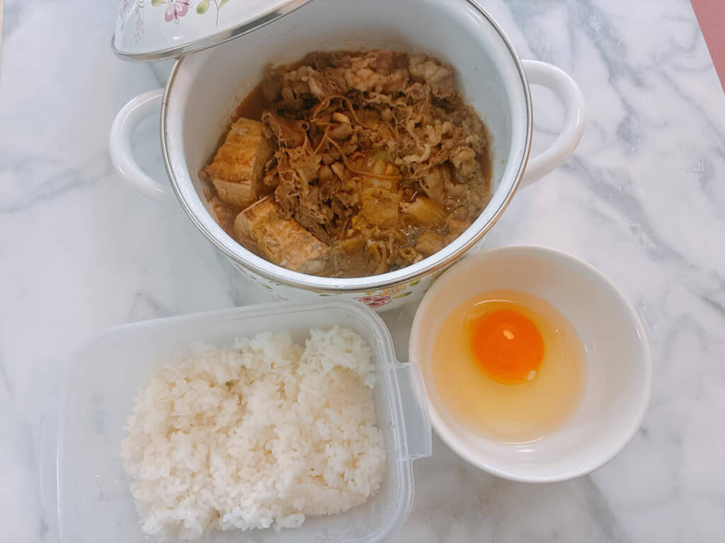 すき焼き＆生卵＆白米という最高の組み合わせ