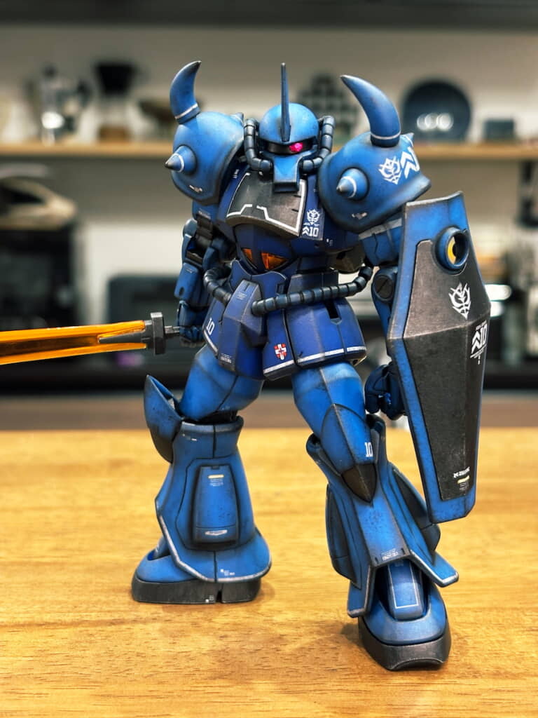 黒を足しただけでこの重厚感！