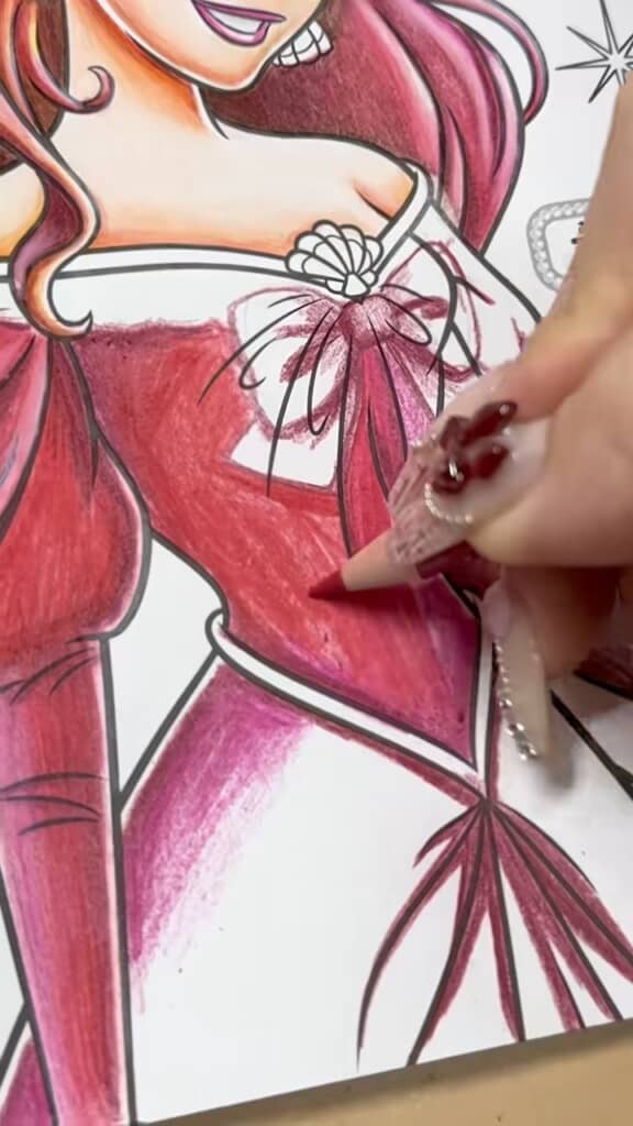 ドレスも赤でまとめています