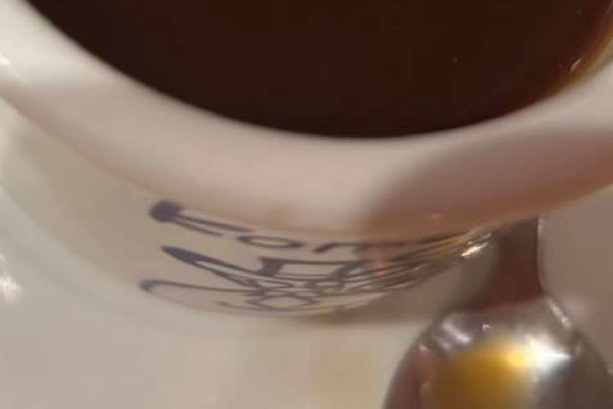 74歳父とコメダ珈琲店へ→コーヒーを頼んだら……　まさかの光景に「おしるこかとw」「うちの父も同じことしてました」 | ライフスタイル ねとらぼ