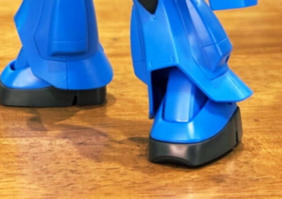 ←素組みしたガンプラ　モデラーが手を加えたガンプラ→　驚異的ビフォー・アフターに反響「カッコいい！」「めっちゃイケメン！」（1/3） | ライフスタイル ねとらぼ
