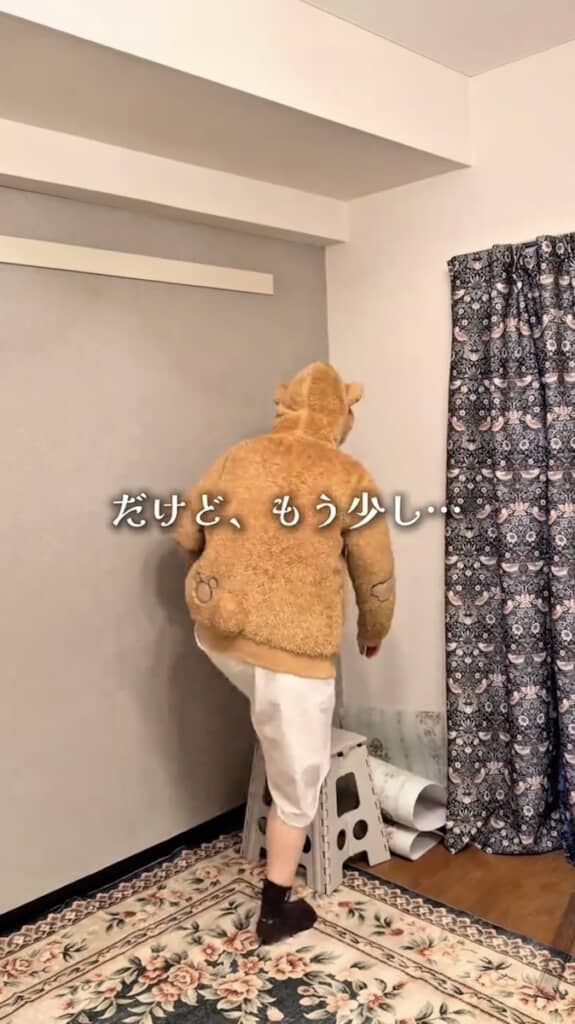 壁紙を貼る前の部屋