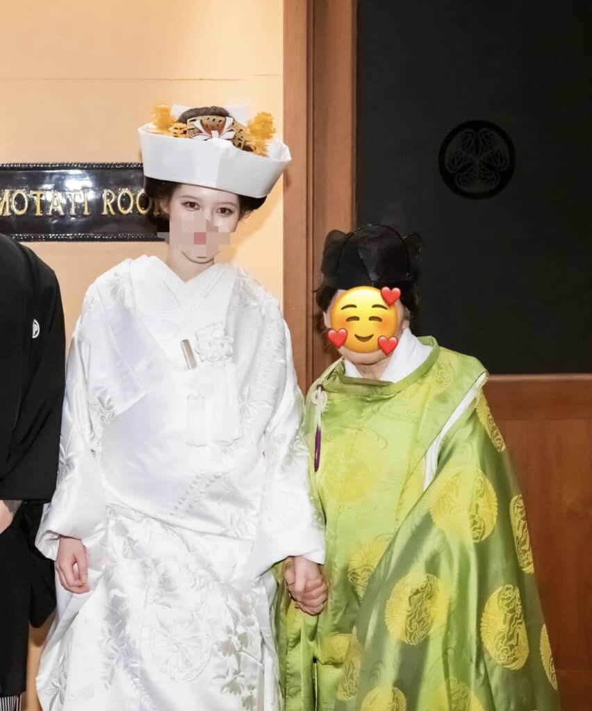 巫女長と一緒に