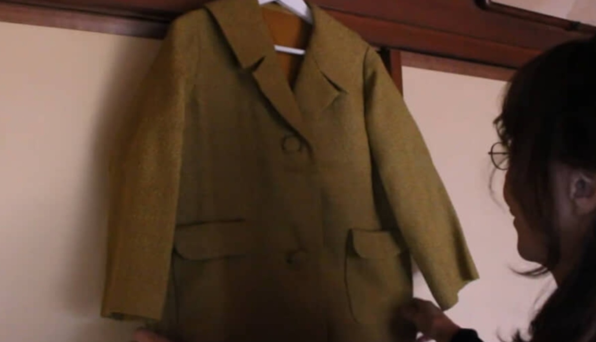 70代女性、タンスから60年前の母のコートを発見→ひと工夫するだけで……　完成品に「とっても素敵」「いいアイデア」（1/3） | ハンドメイド ねとらぼ