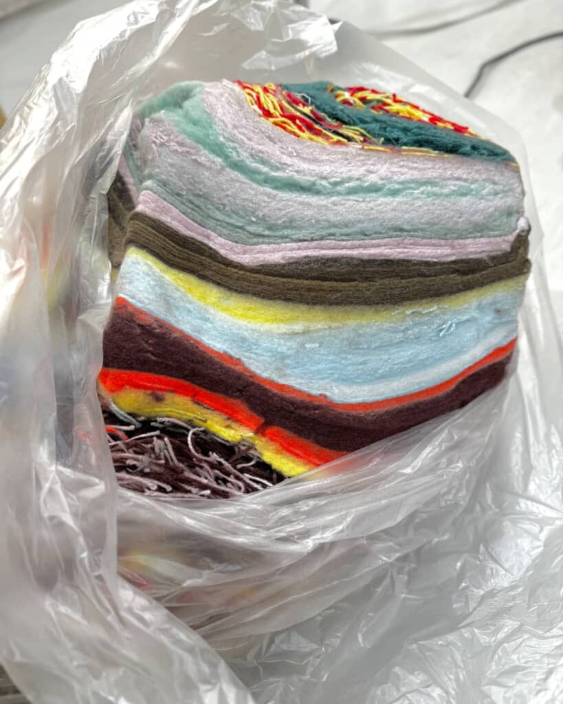 ラグ販売店の掃除機の中身