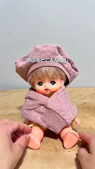 小さめの帽子はメルちゃん用に