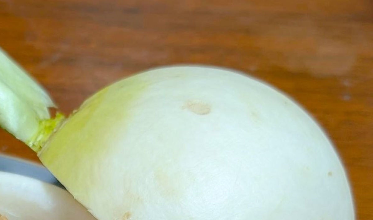 道の駅で見つけたまん丸な大根を開けると……「えっぐ」　驚きの中身が440万表示「うおおお！」「子供の頃めっちゃ憧れた」（1/3） | グルメ ねとらぼ