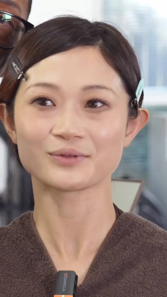 目のメイクが完了