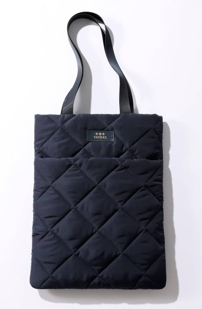 タトラスの軽ふわトートバッグ