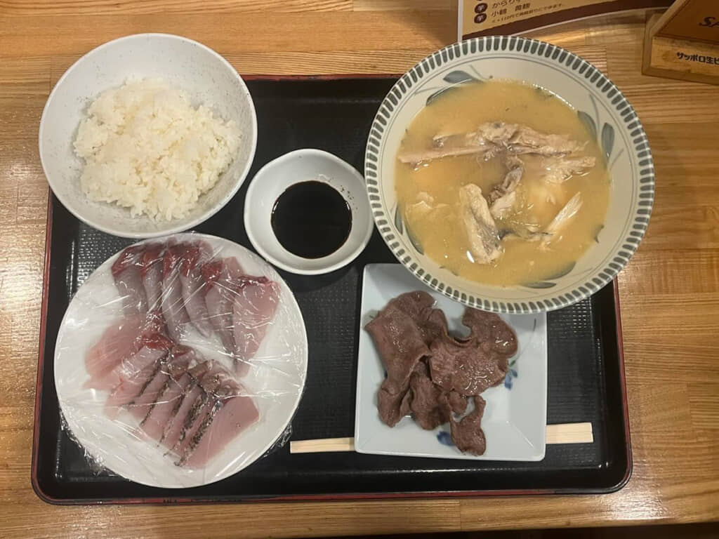 魚と肉のまかない