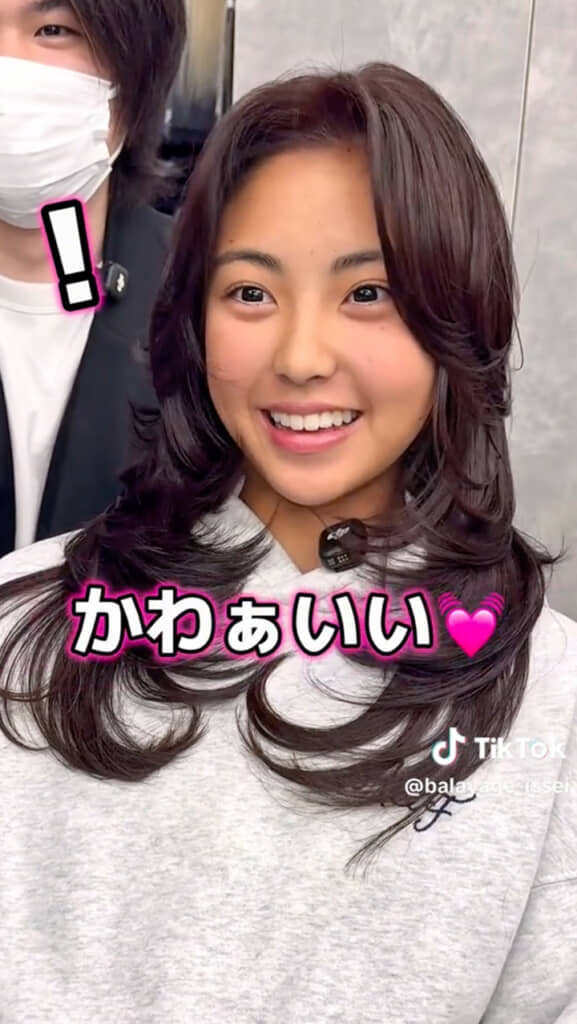 完成した女の子のヘアスタイル