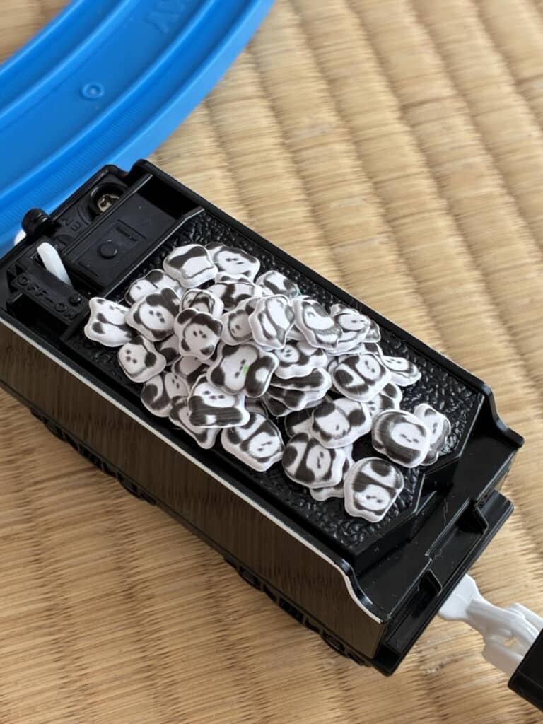 運ばれていく……