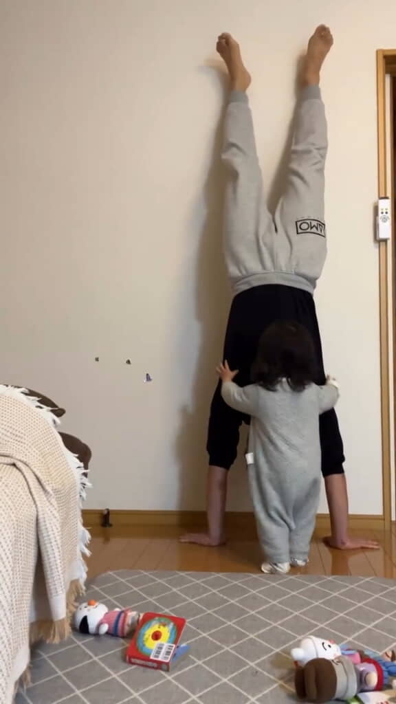 「パパ、反対だよ」