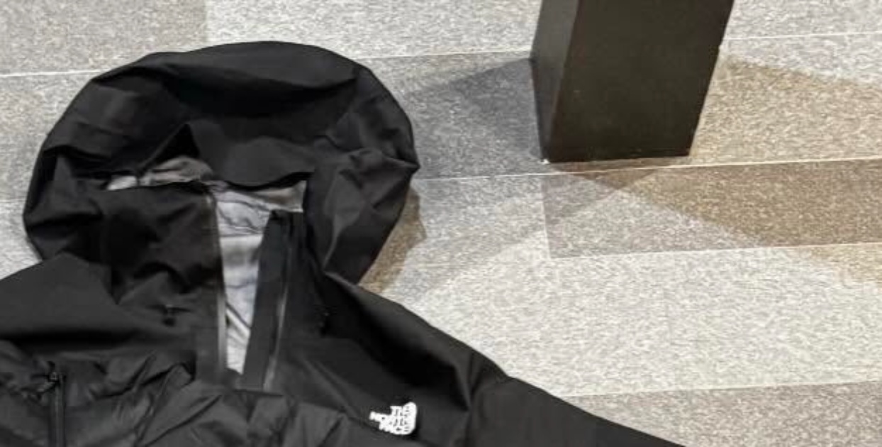 “ザ・ノース・フェイスはダサい”と聞いた47歳男性、ふと見ると……「俺はどうしたら」→　圧巻の光景に「イイじゃない！」「財力も羨ましい」（1/3） | ファッション ねとらぼ