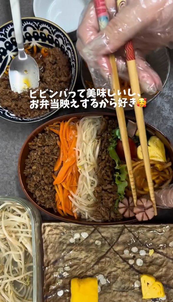 お弁当を詰めていきます