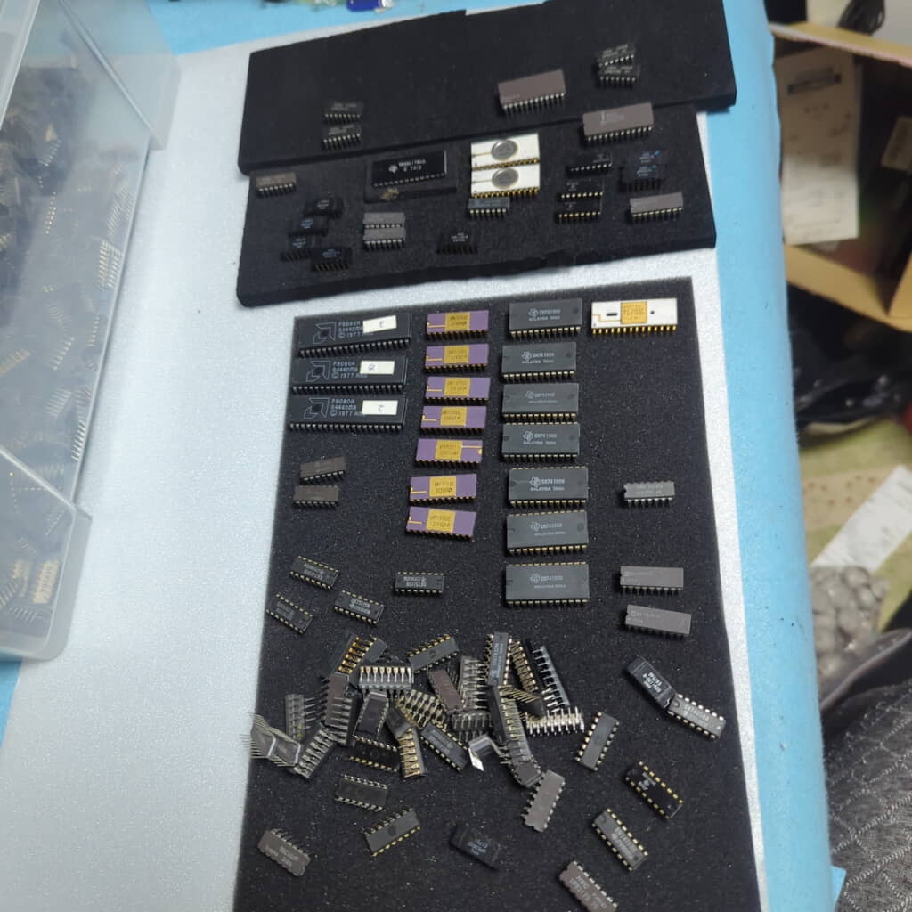 「材質・IC名ごとに保管したいんだけど訳わからん」