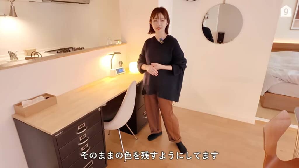 ダイニングのデスク