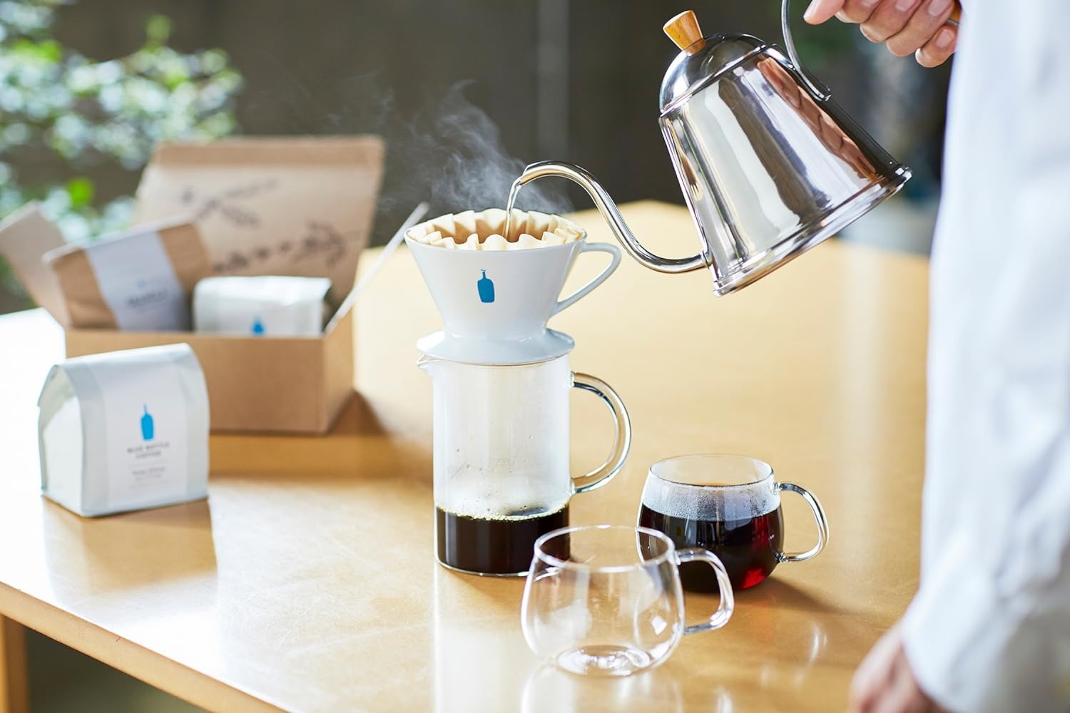 いつものコーヒーが美味しくなる」 ブルーボトルコーヒーの“ぽってり