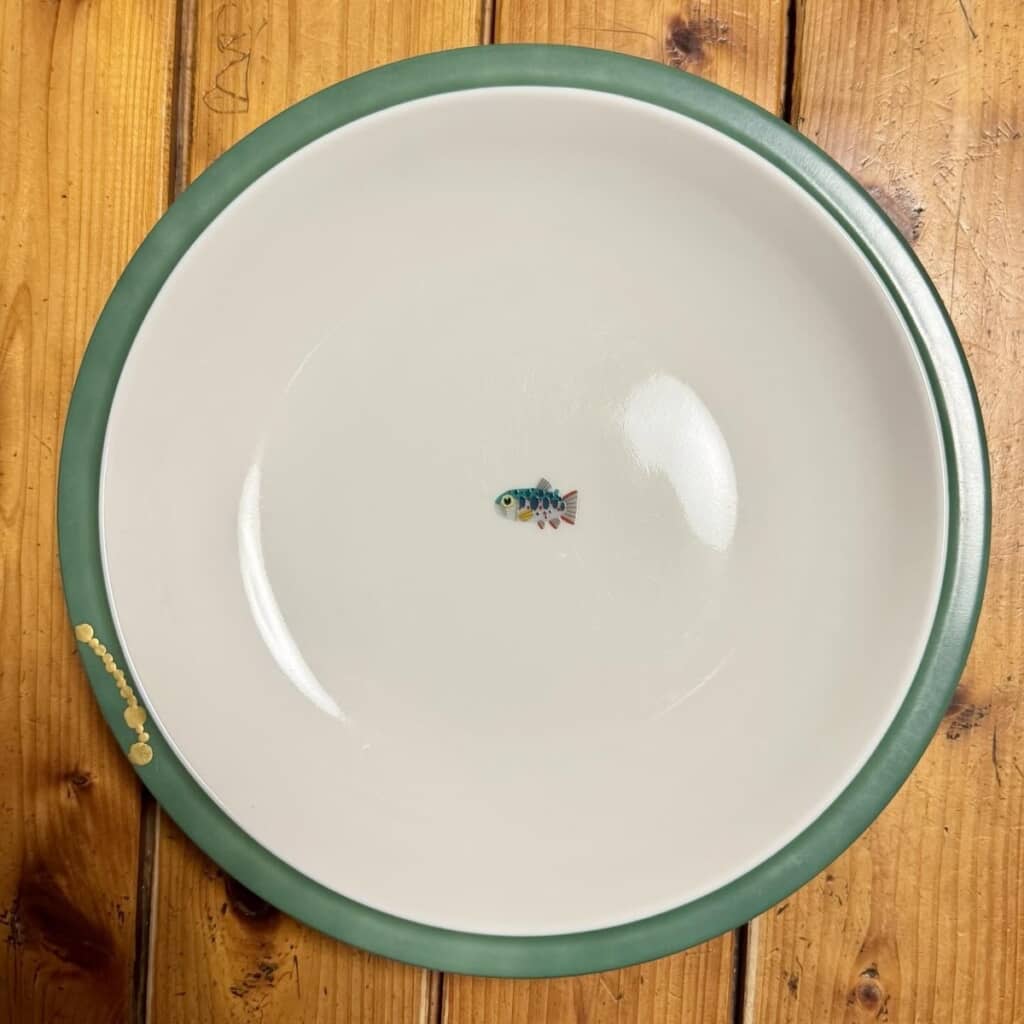 金継ぎされて戻ってきたお皿