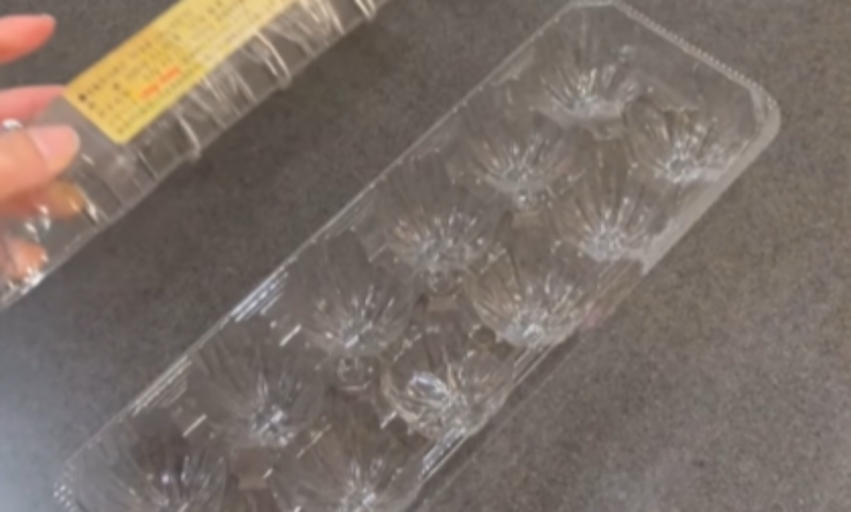 捨てるはずの卵パック、洗ってふたを外すと…… 目からウロコの光景に「えーー天才すぎる」「寿司屋もビックリ」と185万再生(1/3) | ライフハック ねとらぼ