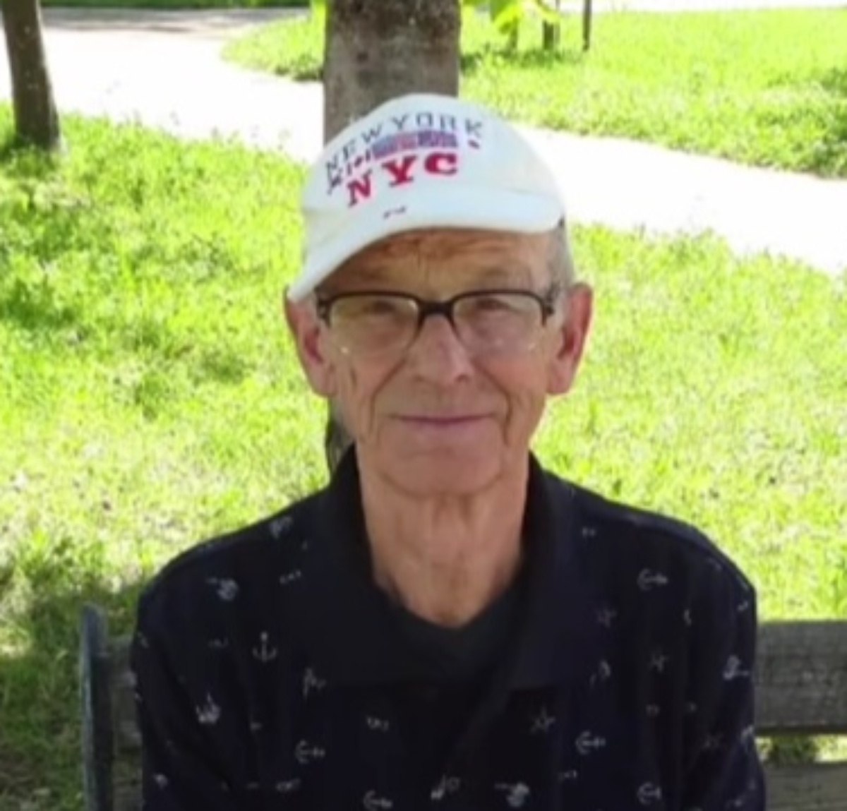 「結婚する前は“彼女”がたくさんいた」という祖父→孫が当時の姿を見ると……　あふれ出る魅力に「信じられないくらいセクシー」「めちゃくちゃイケメン」【海外】（1/3） | ライフスタイル ねとらぼ