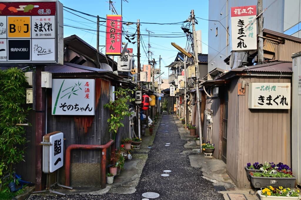 石川県にある金沢中央味食街の写真