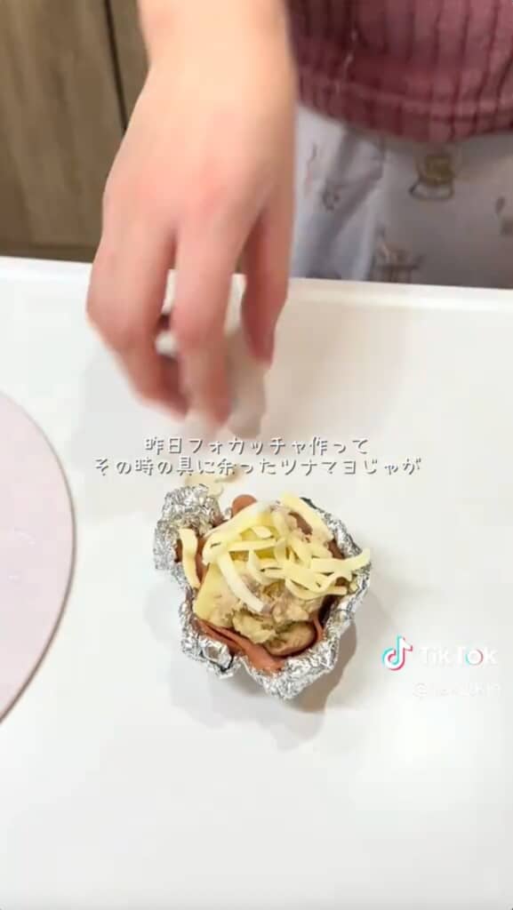 ツナマヨじゃがとチーズの組み合わせは間違いないですね