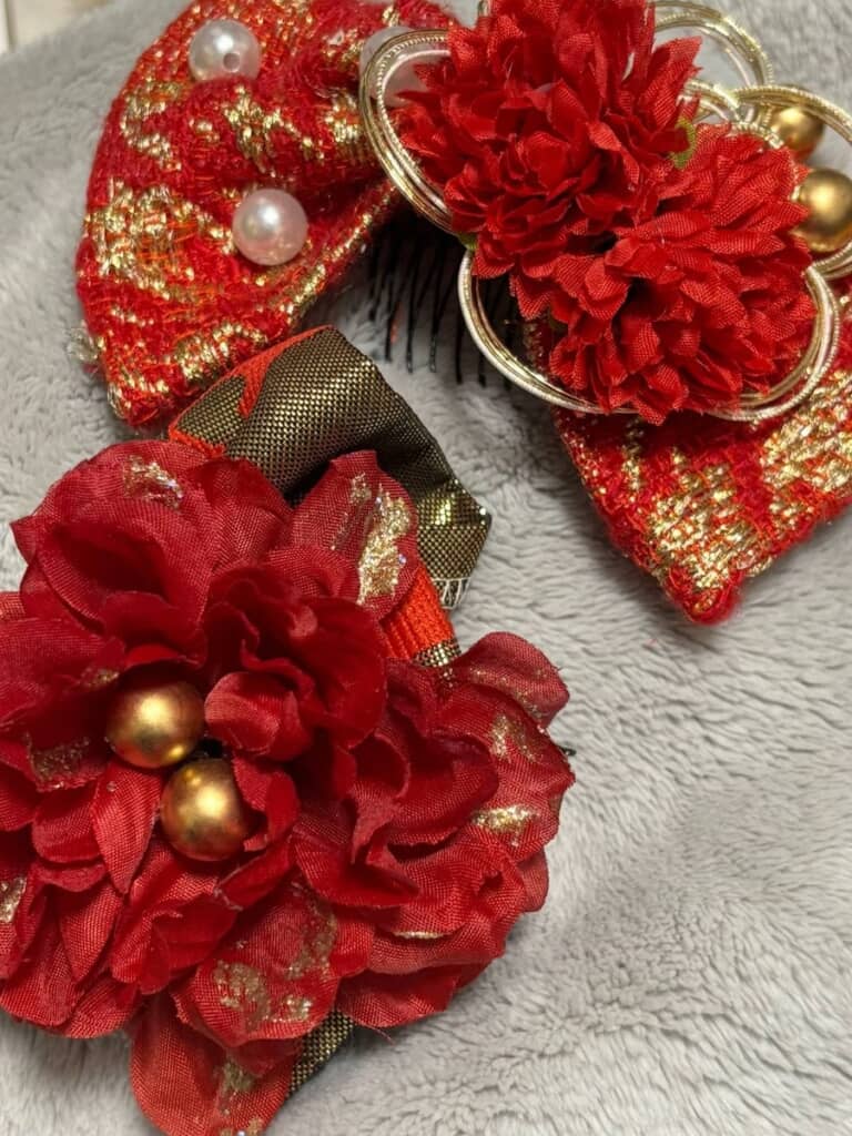 小物類も中古品でそろえました