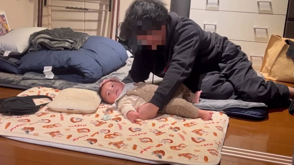 息子くんもうれしそうに足をぴょこぴょこ