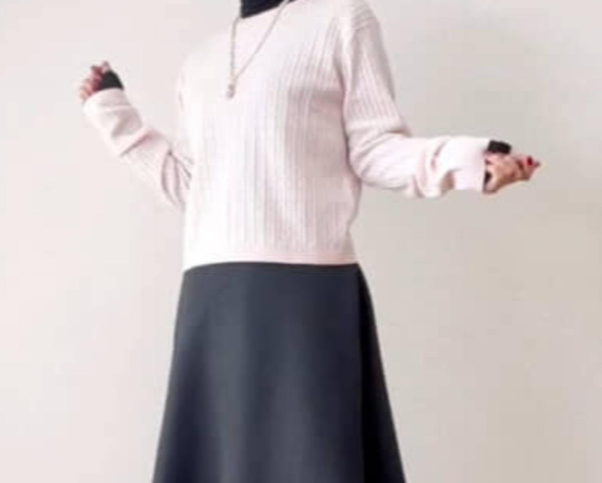 「明日お店行ってみます！」60代主婦が組んだ“ユニクロの季節先取りコーデ”に反響　「サイコーです」「春が待ち遠しい」（1/3） | ファッション ねとらぼ