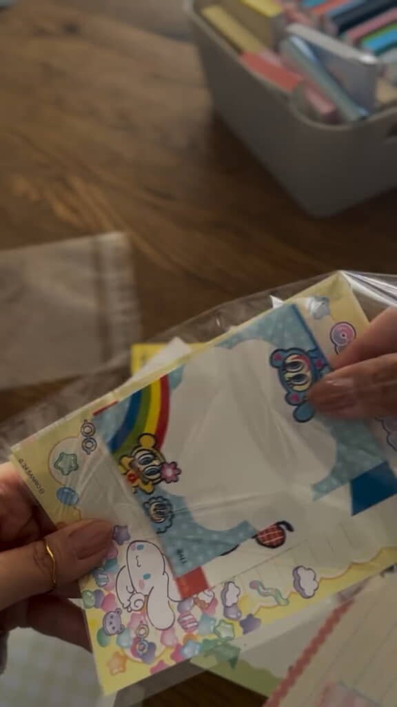 透明スリーブにメモを入れていく