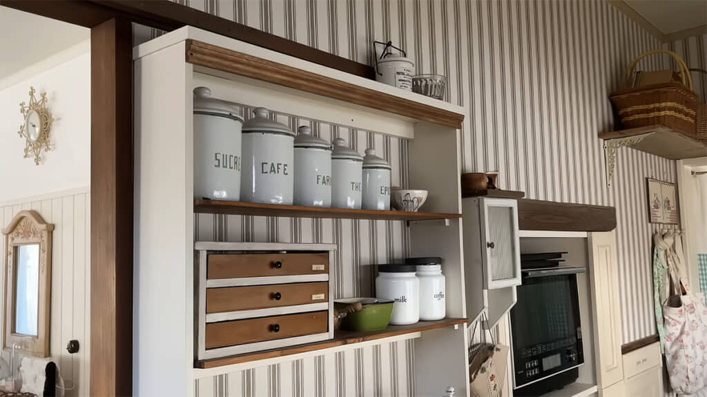 用途未定のまま制作した棚