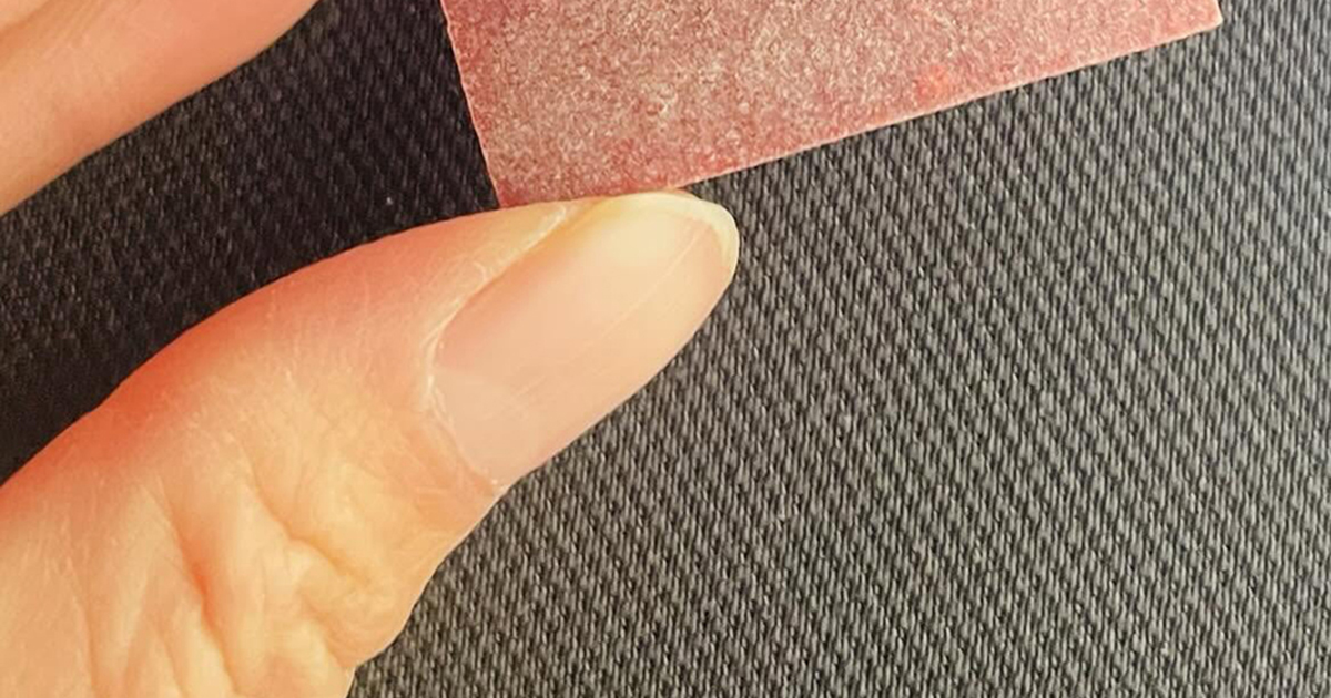 孫が食べていたお菓子→「ん？」と思い、よく見てみたら……　超レアな“まさかの光景”に「すっごーい」「えーいいなー」（1/2） | ライフスタイル ねとらぼ