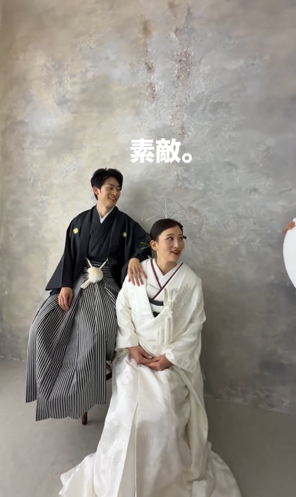 愛情たっぷりの新郎