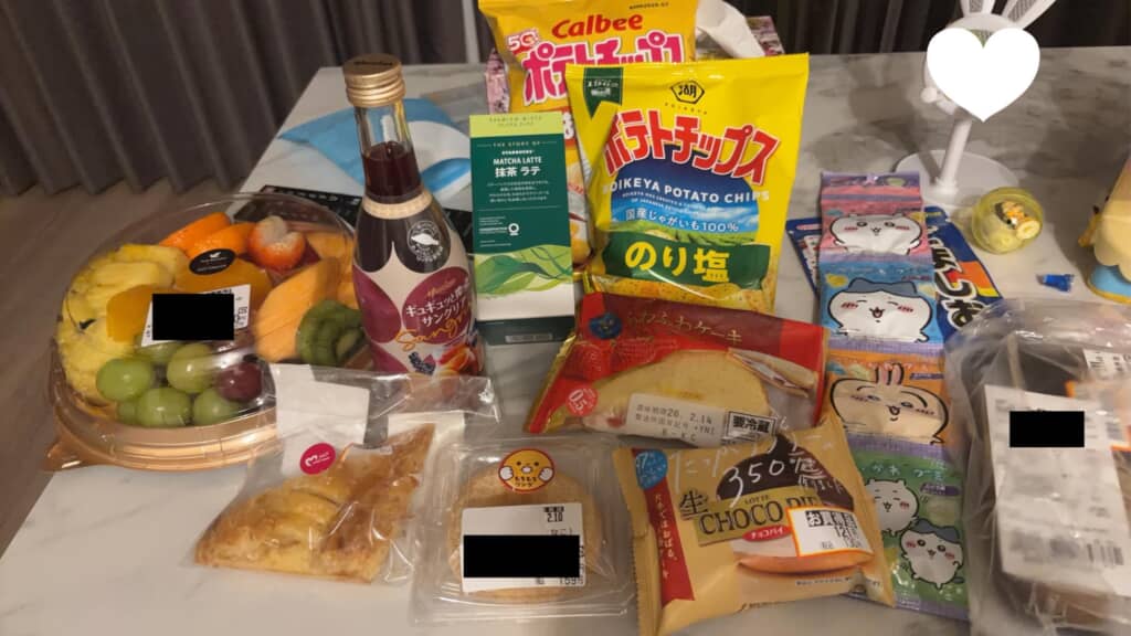 夜に届けられた差し入れの数々