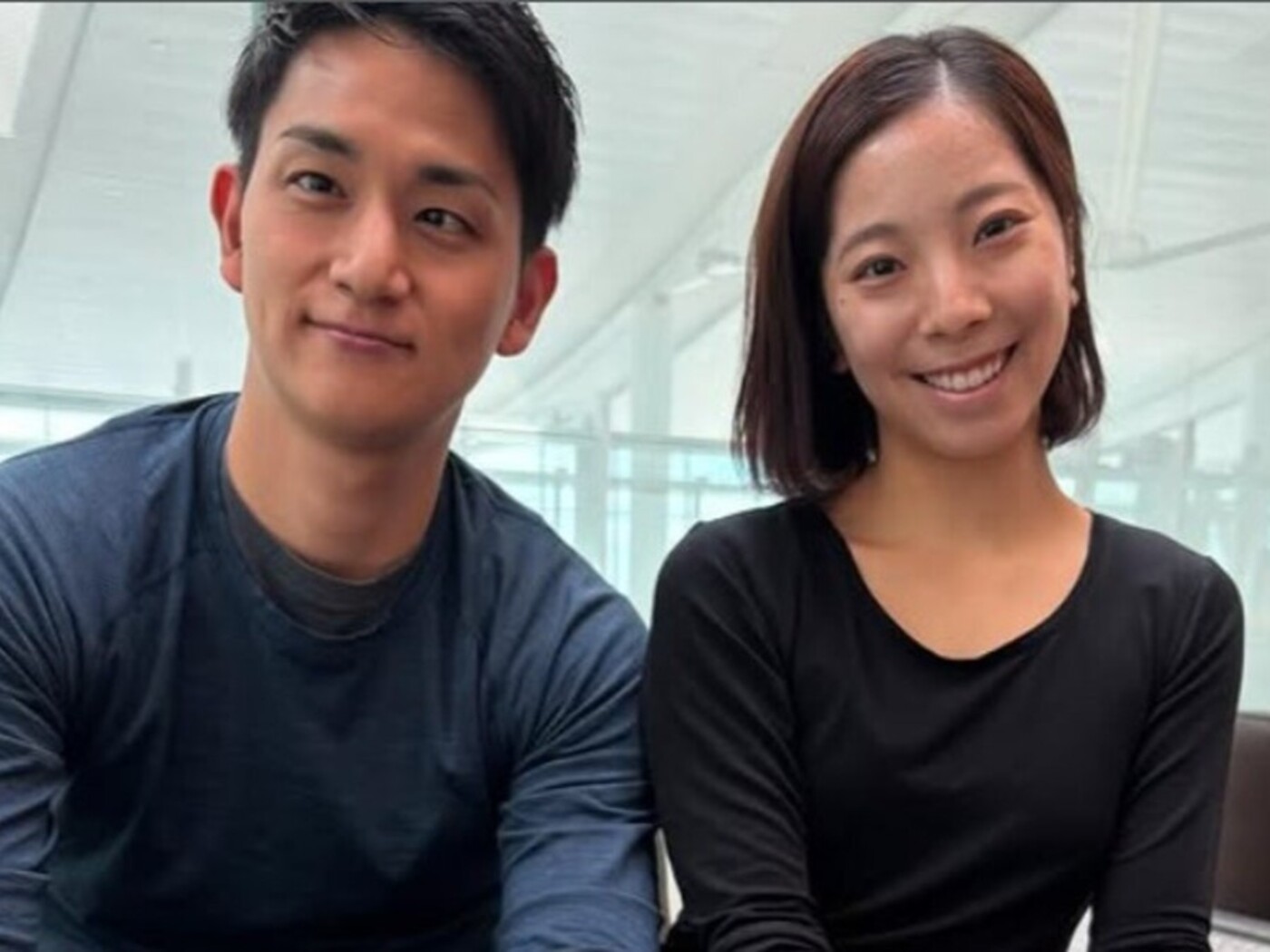 「これどうやって撮るの？」　金メダル“りくりゅう”、五輪公式が投稿した「奇跡の1枚」にネット衝撃「すっっっっっっっごい」「神がかってる」（1/2） | スポーツ ねとらぼ