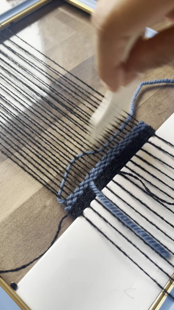 適宜打ち込み隙間を埋めて