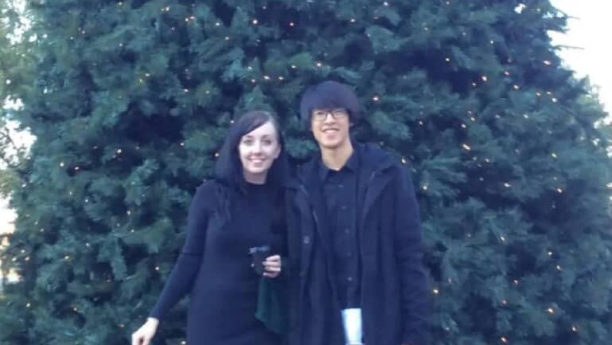 23歳で出会い、1年後に結婚した国際カップル→10年後……　現在の姿に「こうなると思ってた」「神の祝福を」【海外】（1/2） | ライフスタイル ねとらぼ