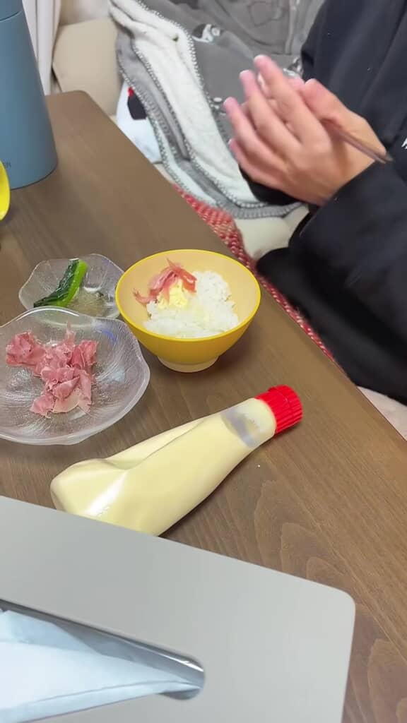 生ハムマヨネーズごはん