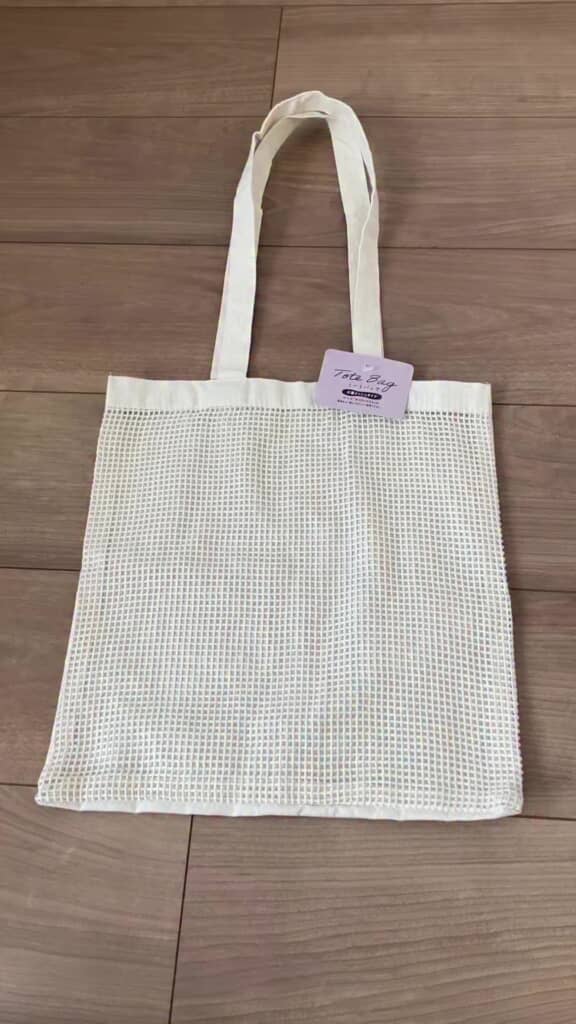 セリアで購入した片面メッシュタイプ