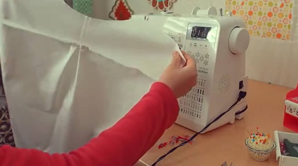 ボタンダウンシャツを縫います