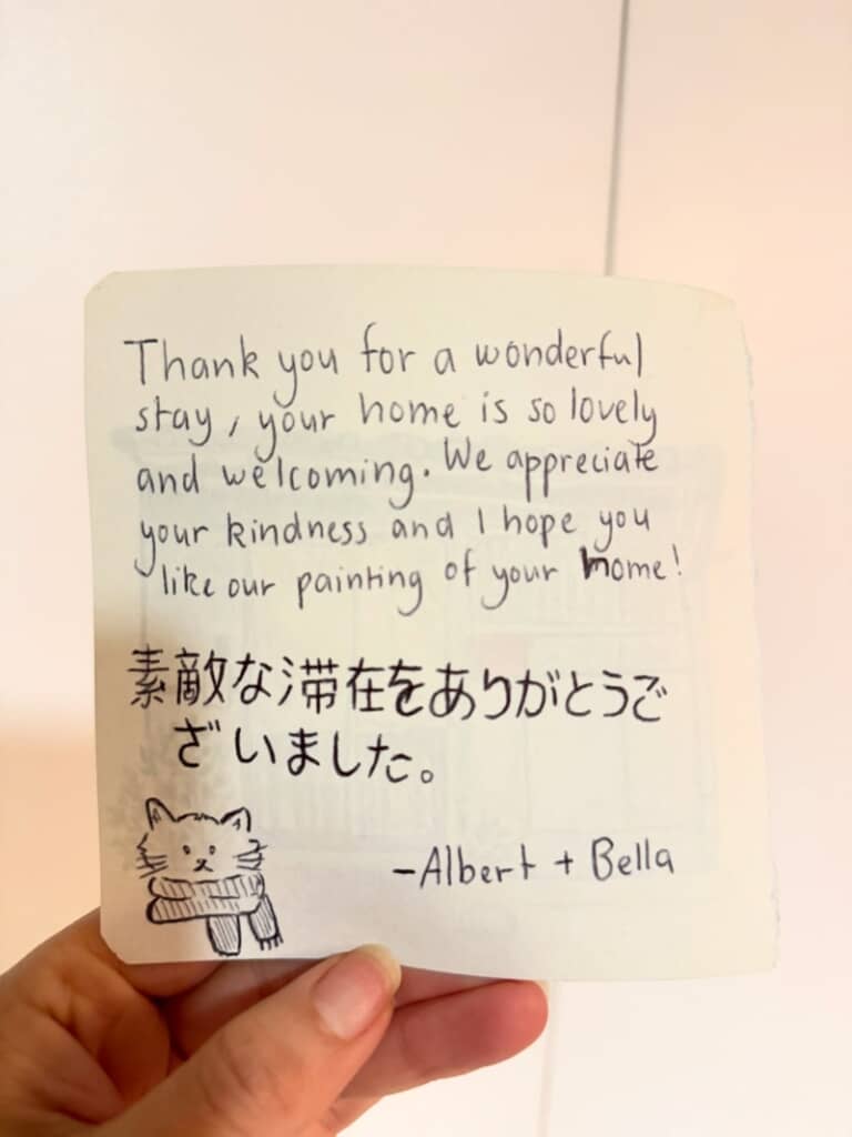 マフラーをしたかわいい猫ちゃんのイラストも